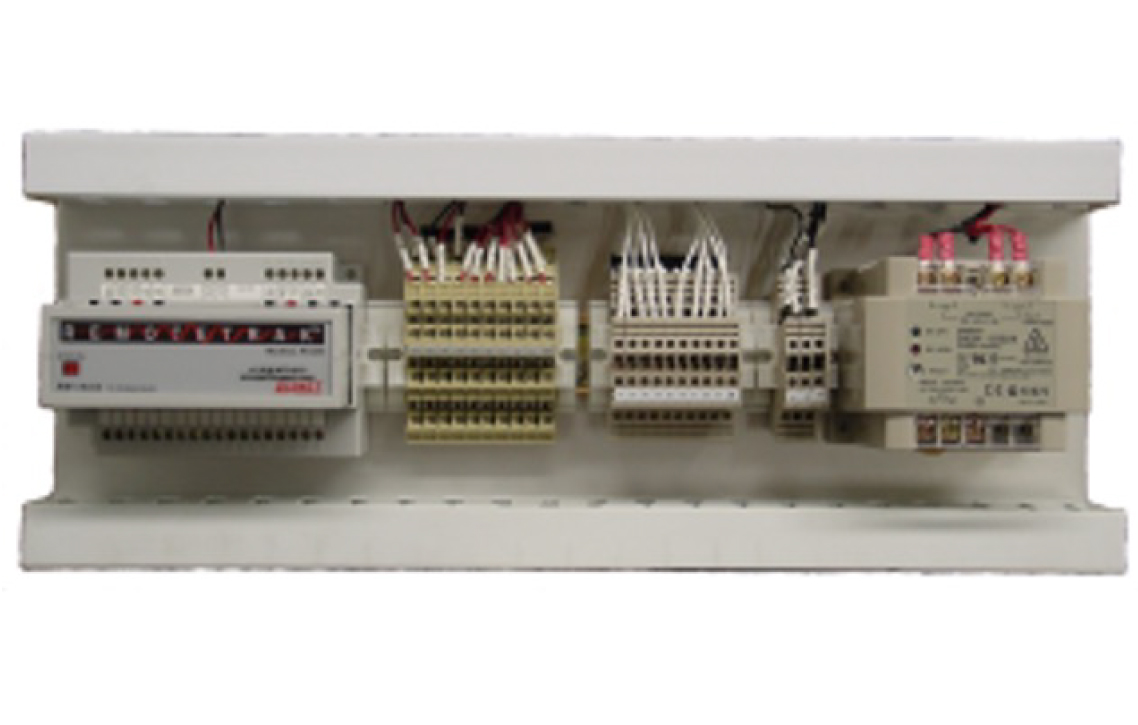 CMPCP5019-Monitor-de-10-Canales-Montado-en-Rack-de-19'-2